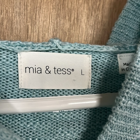 Women’s sweater - Picture 2 of 4